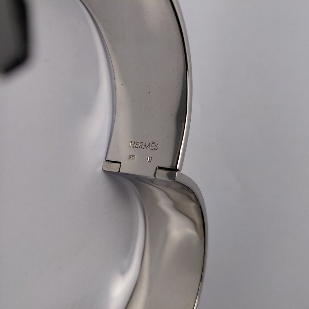 Hermes Clic Clac H Bracelet Blanc Silver White Enamel Bangle Size Small PM - Picture 15 of 16